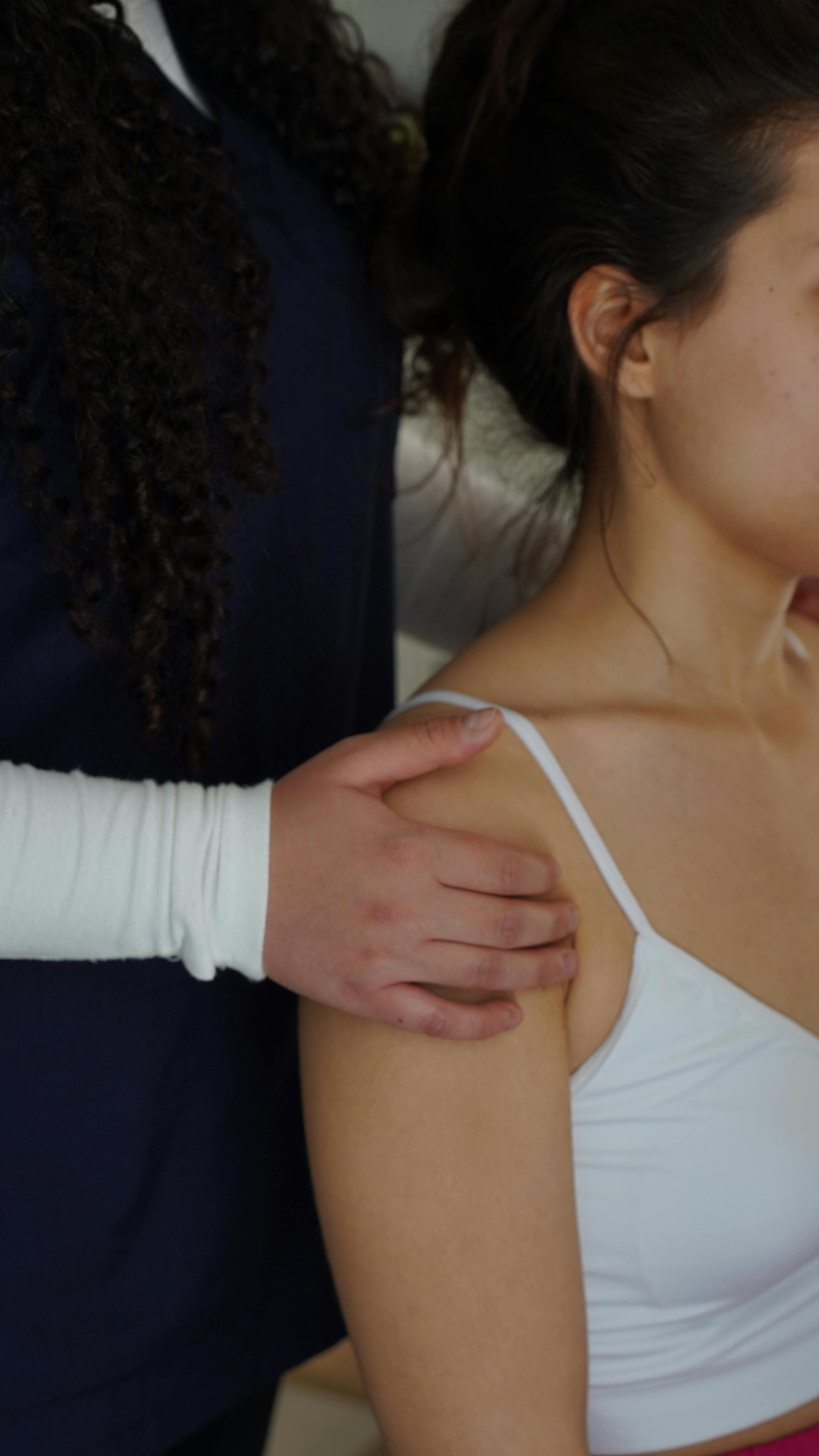 Shoulder elbow wrist hand pain San Antonio chiropractor